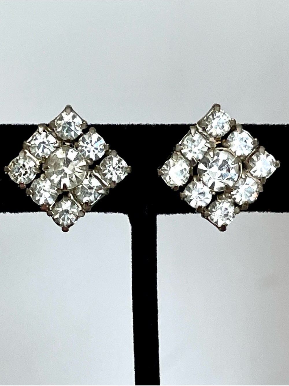 Vintage 1940s Glass Rhinestone Cluster Screw Back Earrings Art Deco Silver Tone